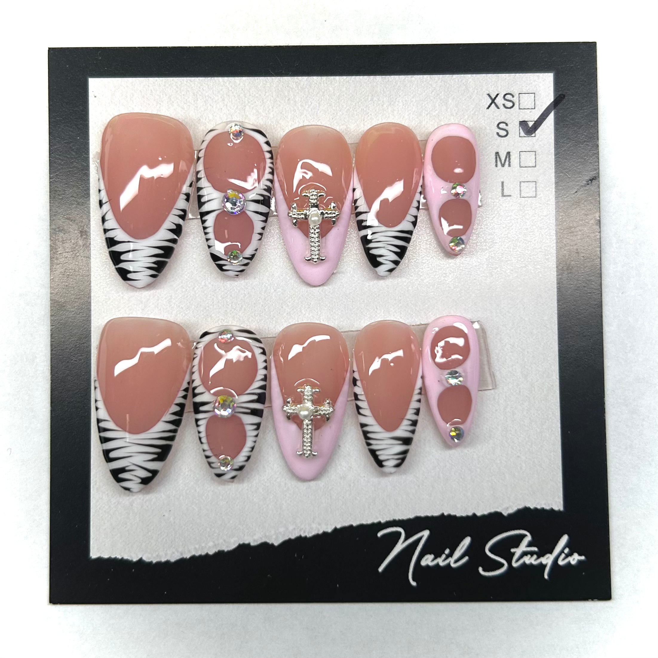 Zebra Cross Collection view 3