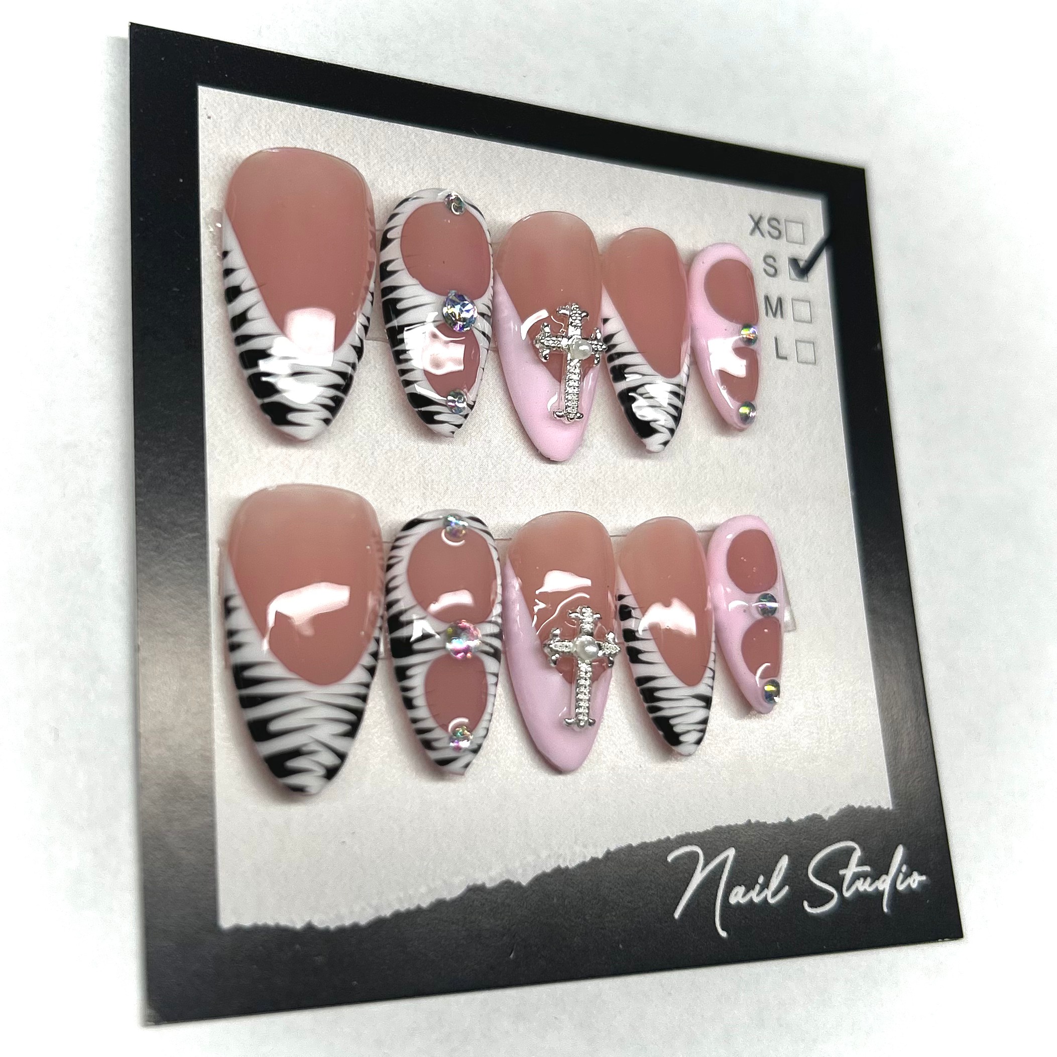 Zebra Cross Collection view 1